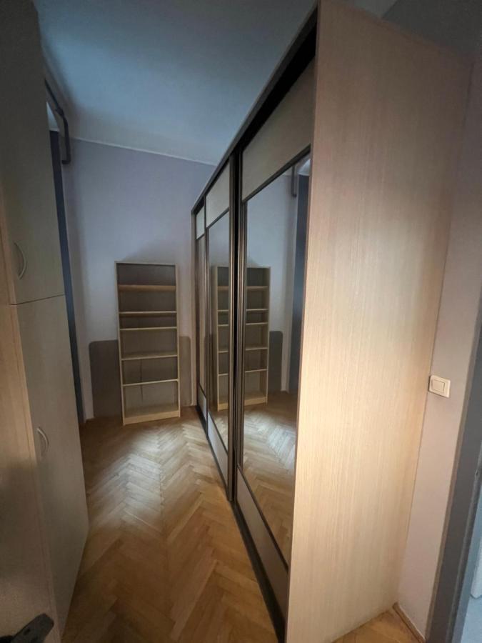 Roland Apartment Downtown - Buda بودابست المظهر الخارجي الصورة